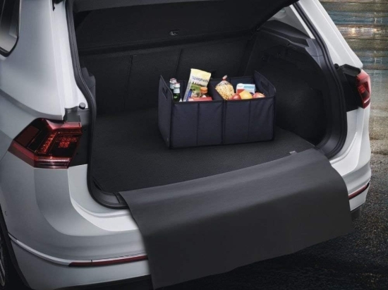 Picture of Reversable Cargo Mat with Bar Protection for Volkswagen Tiguan 2016-26