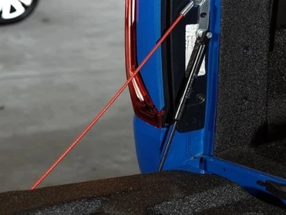 Picture of Amarok Self Lowering Tailgate Assist "EZDown" Kit 2022 - On